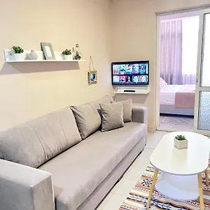 roselas-sweet-apartament.hotels-in-tirana.com/