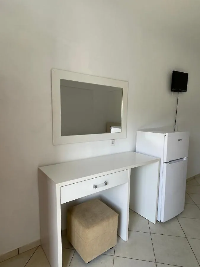 Orea Hotel Himarë 3*,